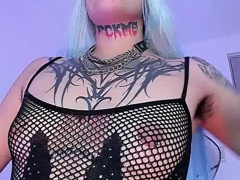 Czat XXX na żywo – sarah_benjjaminn
