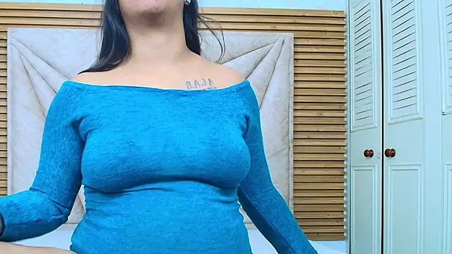 Lunaa_Rossee's Live XXX Chat