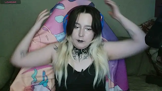 mirabite_'s Live XXX Chat