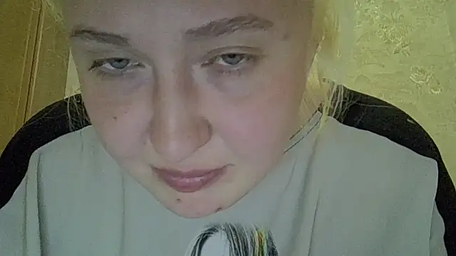 CurvyWild_Lady30 Chat XXX in diretta