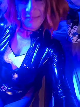 Show modela DomMONIKA na web-kameri