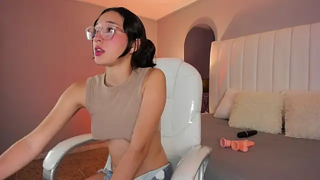 Chat XXX ao vivo de ChloeStars_