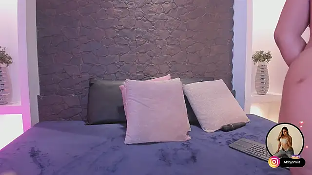 aby_smiith_ élő XXX-chatje