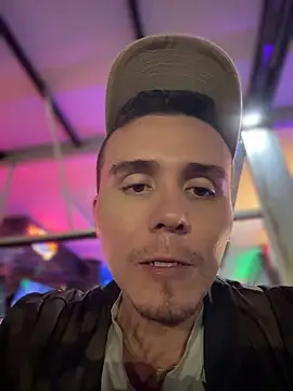 Živý XXX chat adam-rivera