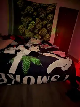 Milfshortcakes 现场XXX聊天