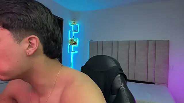 Živý XXX chat CHRIS_MORGAN1