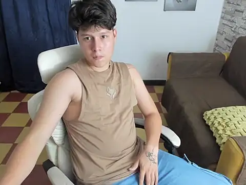 daniel_leon 现场XXX聊天