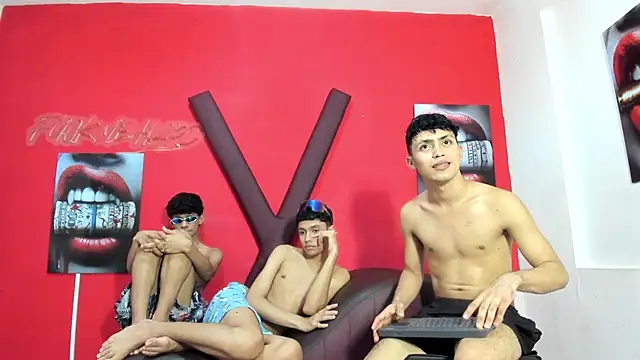 Chat XXX Live AVENGER_BOYS2026