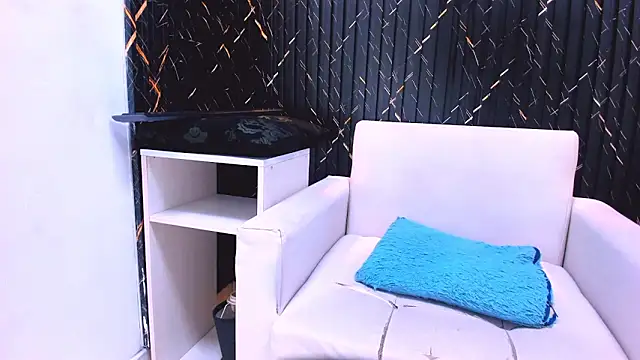 Chat +18 de Lian_Jacob ao vivo