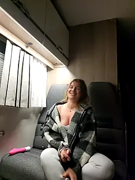 VanLifeVixen: вебкам-шоу