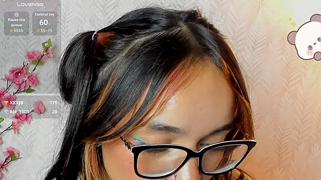 Dafne_Mel 现场XXX聊天