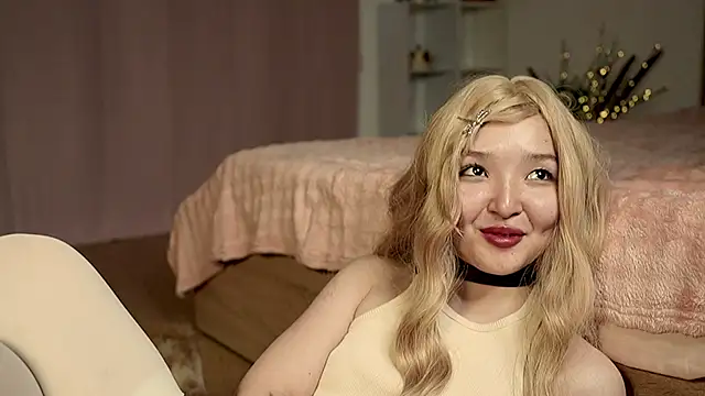 Онлайн чат XXX Linhmew