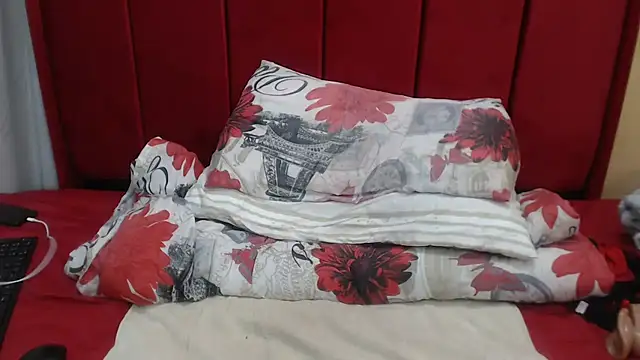 Živý XXX chat DarkBeautyX