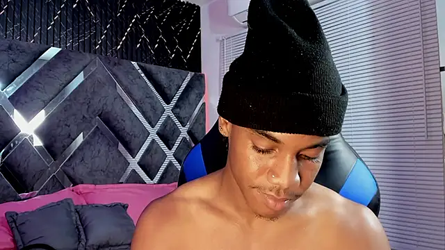 axel_silva4's Live XXX Chat