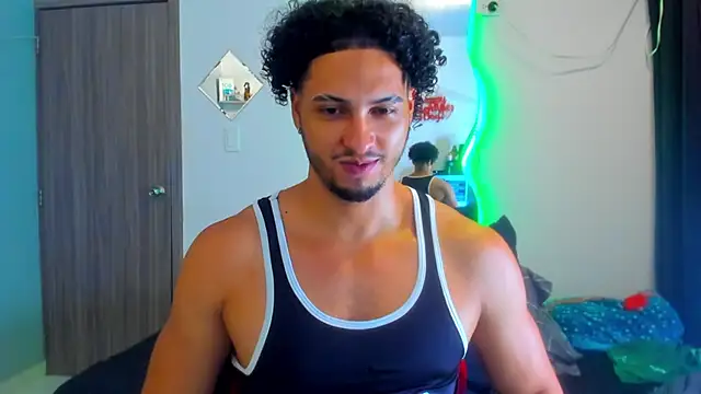 Kris_Khalifa69 webcam show