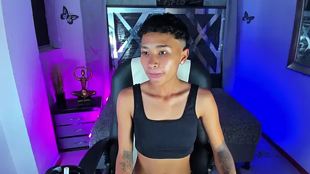 Chatroom XXX en direct de nova_sex01