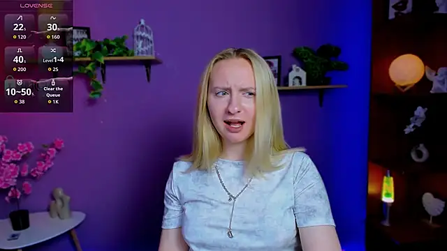 mila_glow1's Live XXX Chat