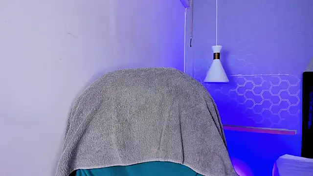 Tsuki_Maru Webcam Show