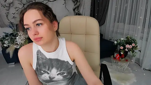 MiracleCurly's Live XXX Chat