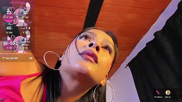 natali_henao's Live XXX Chat