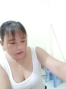 Moubie1 在線直播表演