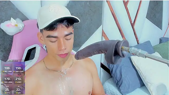 Alejandro_karter18's Webcam Show