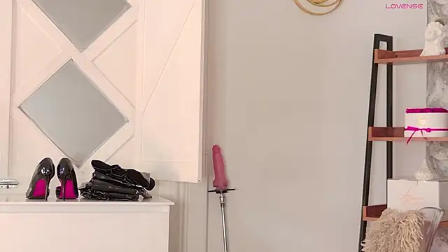 _Miss_alexxxa's Webcam Show