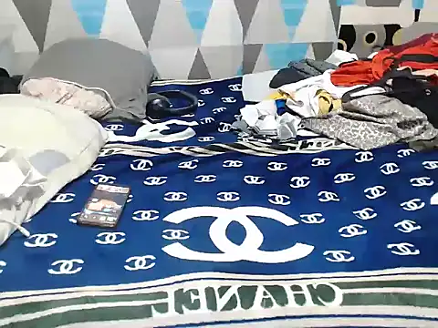 Savannah_Cock Pertunjukan Webcam