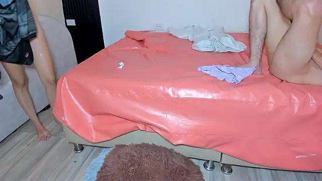 Chat +18 de submissive_extremee ao vivo