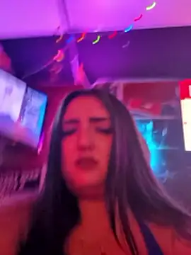 ImKatMeow: διαδικτυακό σόου στην κάμερα