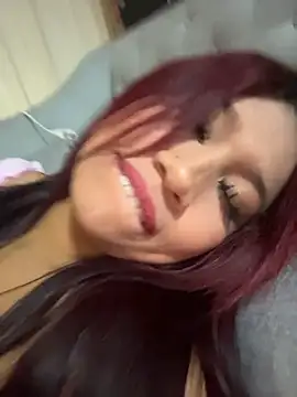 Cherry_Charlottee Obrolan Langsung XXX