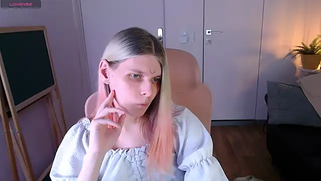 LunaEx_ webkamerás műsora