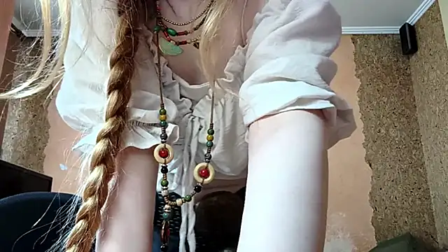 KateVibe_01 Show in webcam