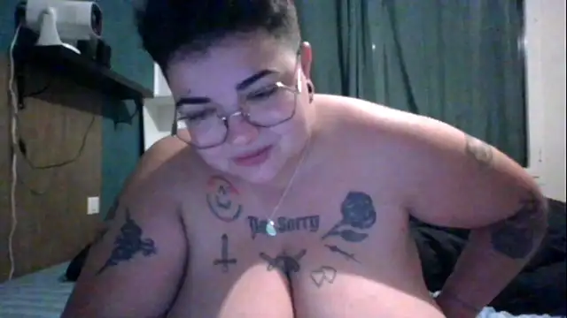 PirateXL 라이브 XXX 채팅