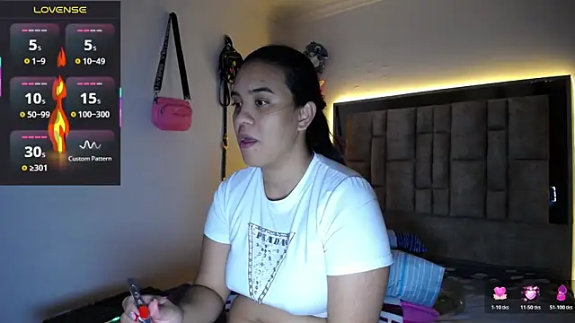 tiffany__pink élő XXX-chatje