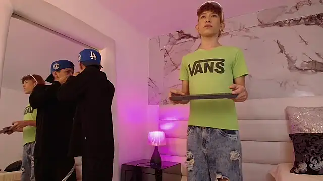 عرض كام Marcus_and_Tony