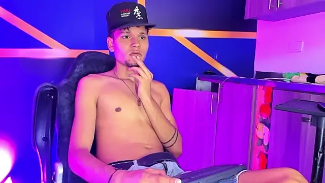 Iam_steven_n Webbikameraesitys
