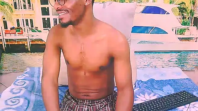 EbonyTiger69 Adlı Modelin Canlı XXX Sohbeti