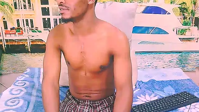 EbonyTiger69 即時 XXX 聊天