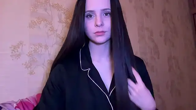 Chat +18 de little_shy_girll ao vivo