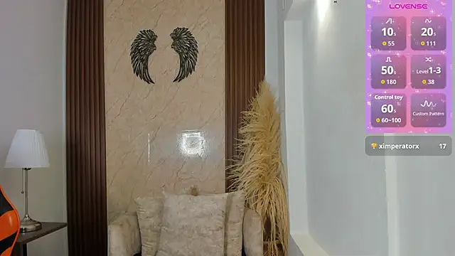 Atiena_'s Live XXX Chat
