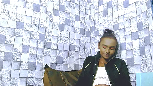 SassyXindian's Live XXX Chat