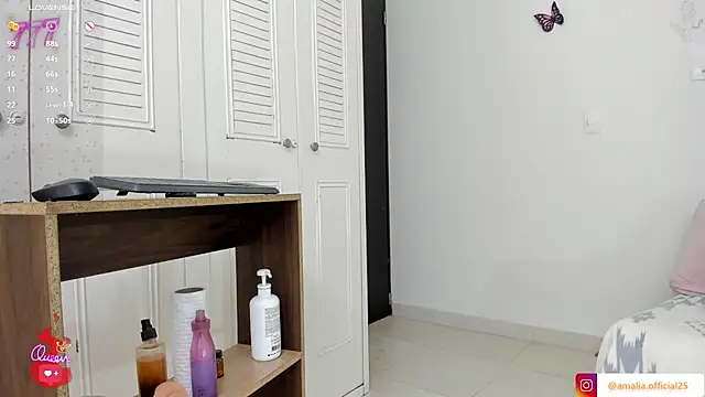 sweet_amalia4 Show in webcam