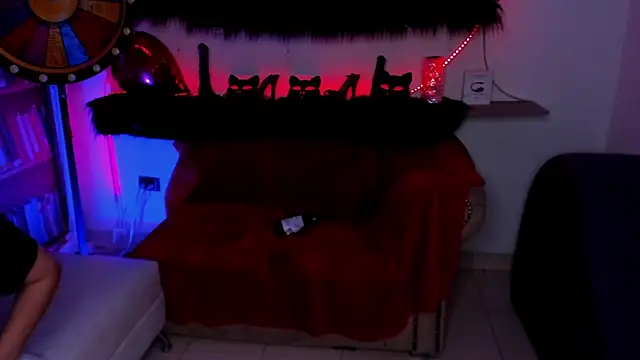 Shyfantasies élő XXX-chatje