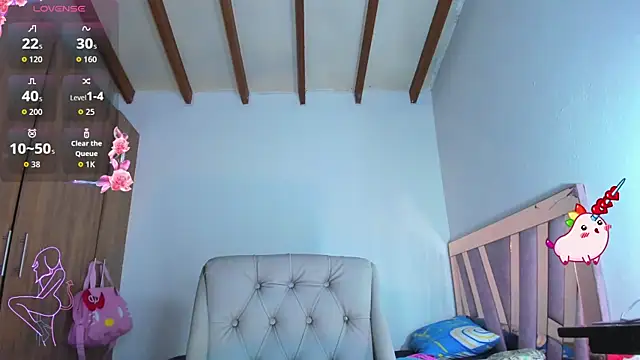SkyeGabbyRoseのウェブカメラショー