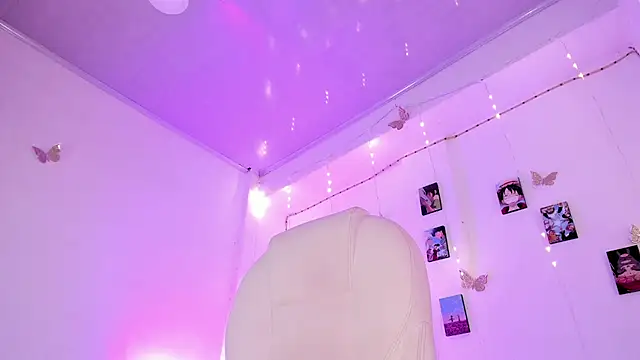 Czat XXX na żywo – ineedmydaddy_