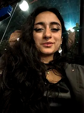 Lila_Desiree 在線直播表演