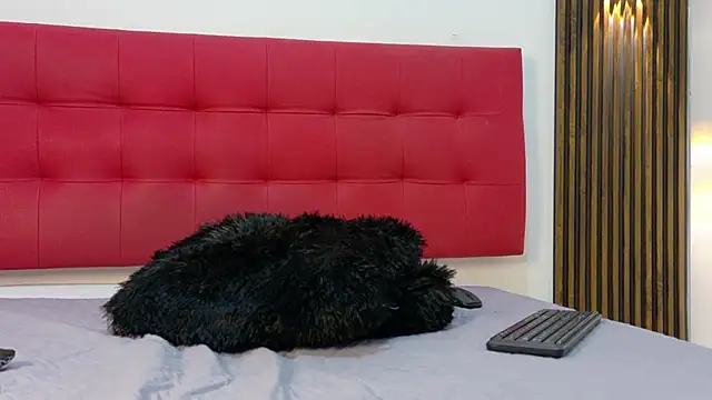 Вебкам-шоу Mia_Collins7