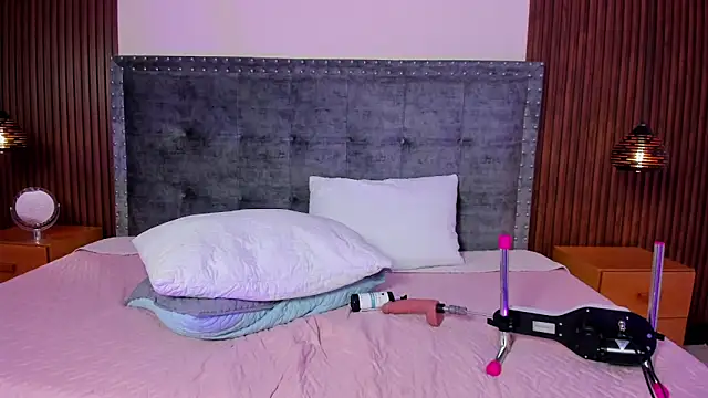 Chloe_dolls18: онлайн-секс-чат