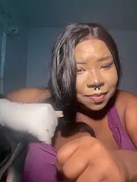 Chatroom XXX en direct de sakibaby